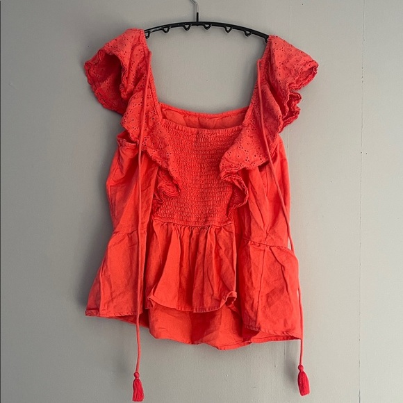 Sofia by Sofia Vergara Coral Ruffled Tank Top Size Medium - Picture 3 of 6